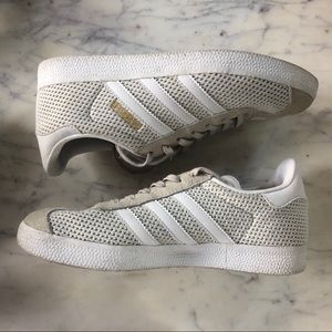 Women’s Adidas Gazelles